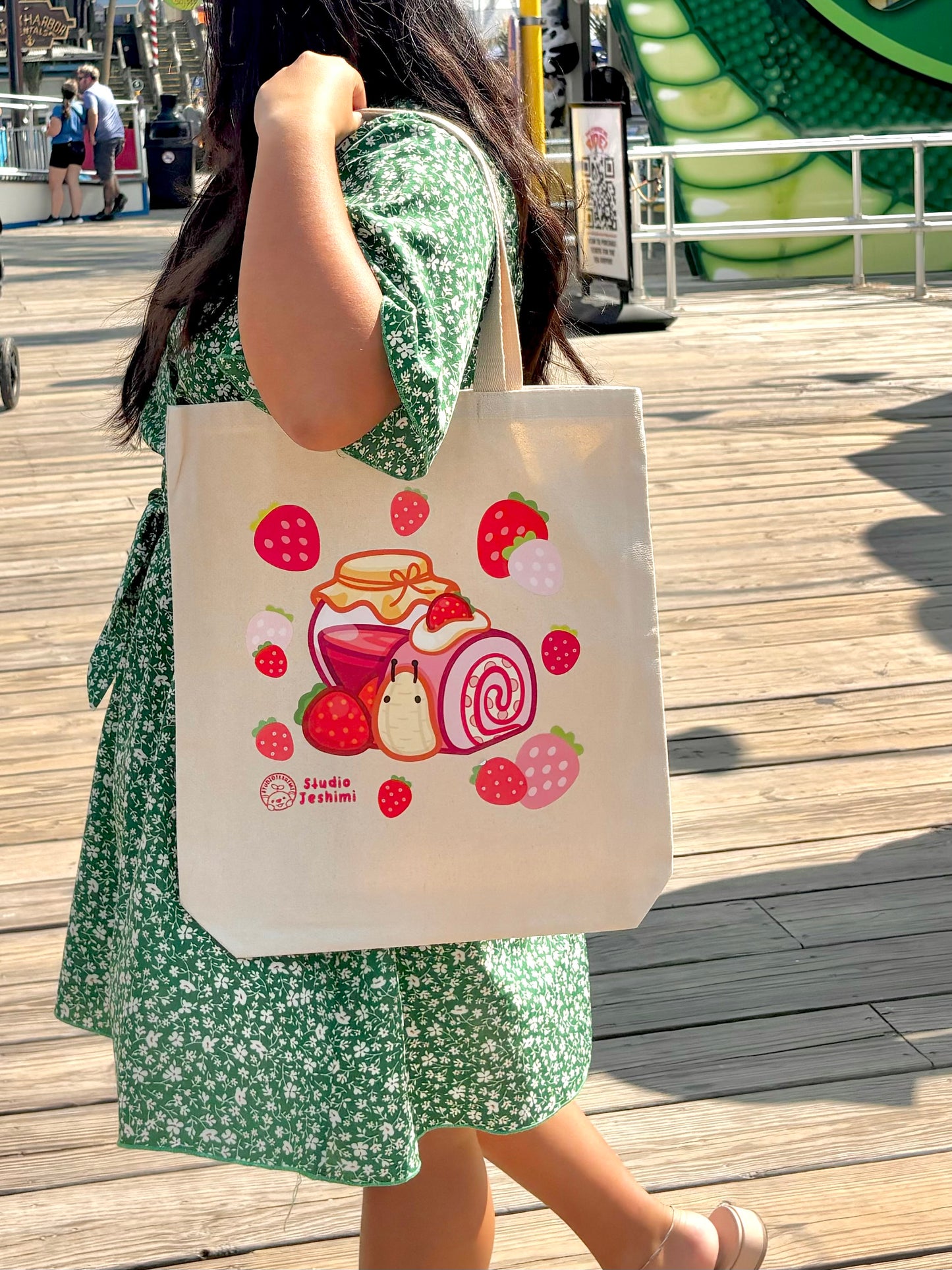 Strawberry Snail Tote Bag